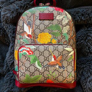 GUCCI GG Supreme Small Tian Backpack